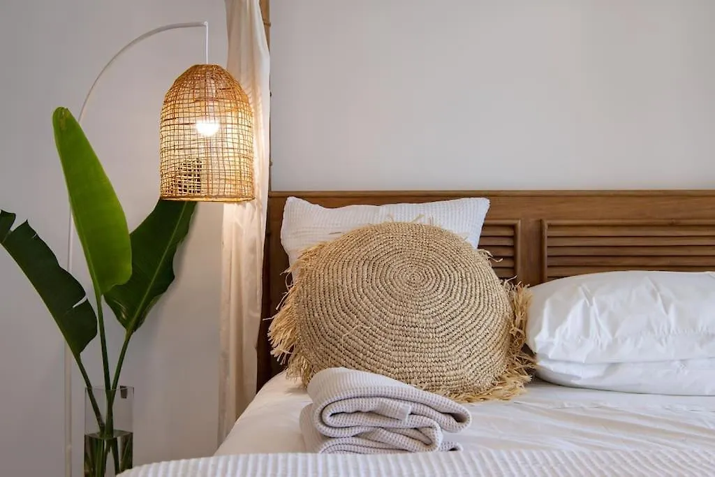 Three A Airlie Seaviews, Pool, Private Spa Airlie Beach